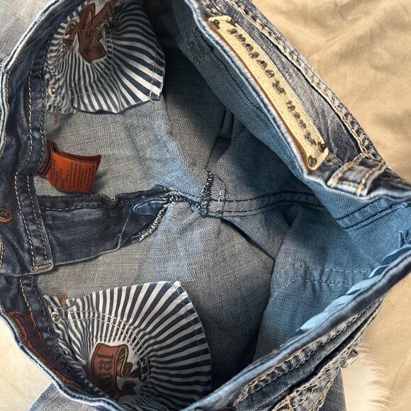 Rock Revival Easy Straight (Sukara) Jeans - Picture 14 of 16